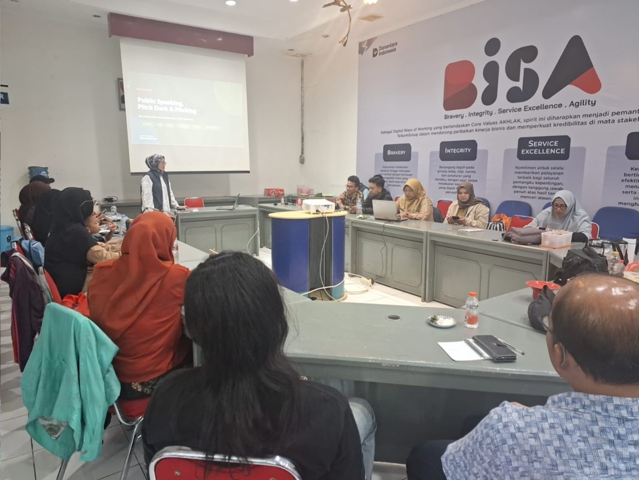 Tingkatkan Kepercayaan Diri Pelaku UMK, Telda Cianjur Gelar Pelatihan Public Speaking dan Pitch Deck